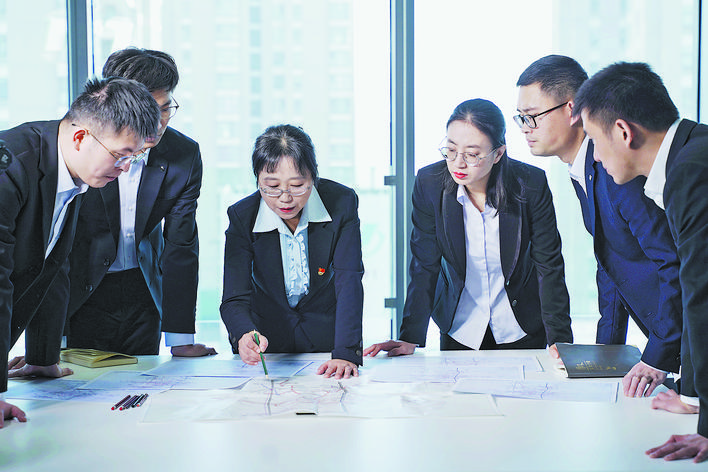 潜心钻研技术 深挖电力大数据价值——记国网工匠白宏坤