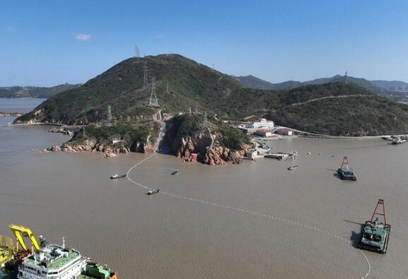 浙江舟山：敷设能源“新通道” 为海岛共富添保障