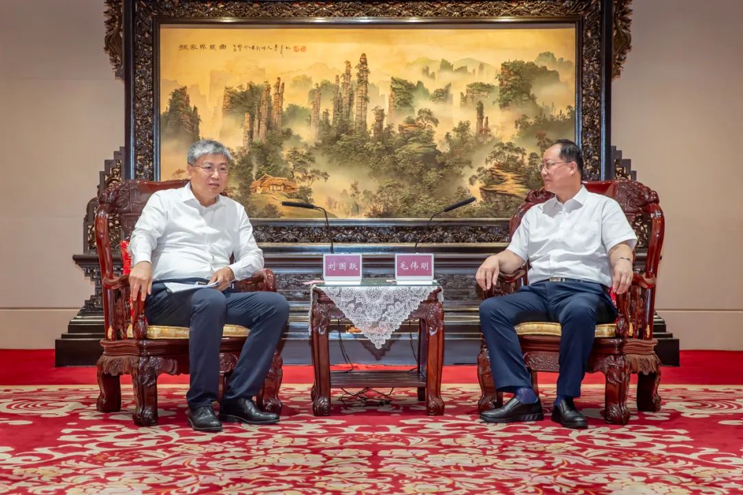 国家能源集团党组书记、董事长刘国跃拜会湖南省委副书记、省长毛伟明