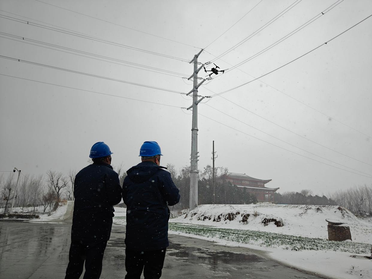 国网上蔡县供电公司：闻雪而动 特巡保供